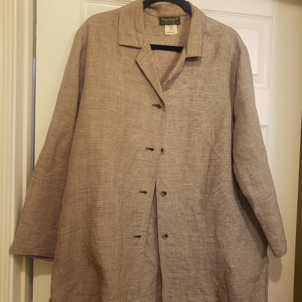 HARVE BENARD Suit